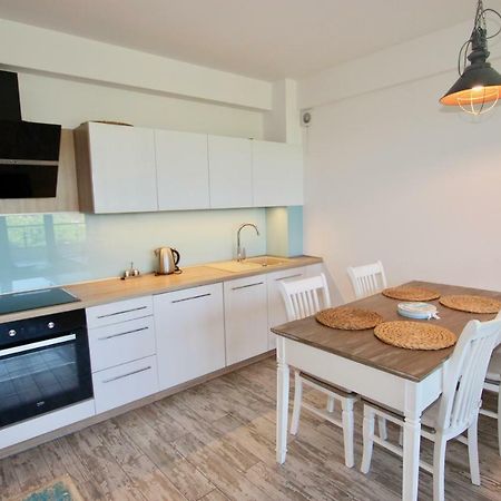 Apartamenty Amon Z Widokiem Na Morze Darlowko Ngoại thất bức ảnh
