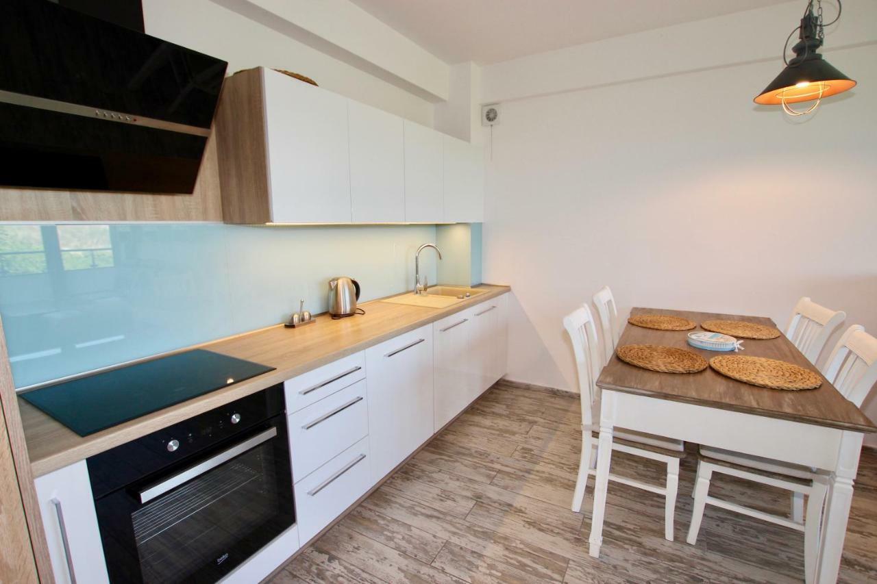 Apartamenty Amon Z Widokiem Na Morze Darlowko Ngoại thất bức ảnh